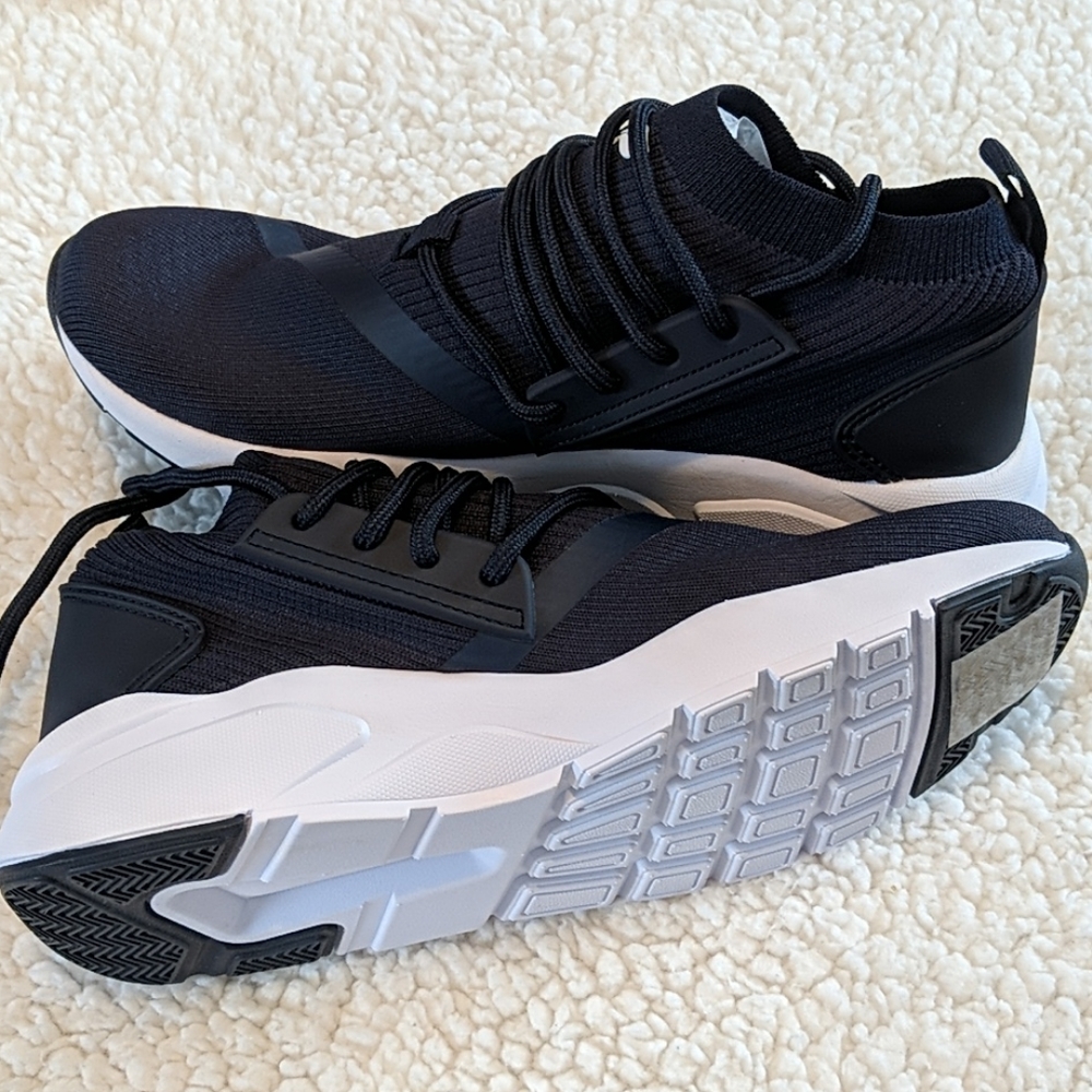 Fabletics Brentwood Performance Sneaker